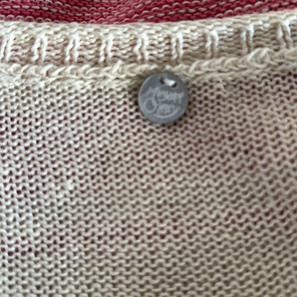 Margaret O’Leary 100% linen ivory red stripe crewneck long sleeve sweater. Small - Picture 5 of 5